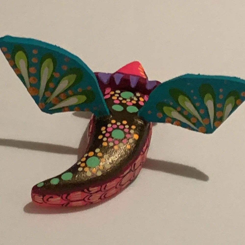 Colorful Bird Oaxaca Figurine , hand made, one of a kind. Unique, arty!